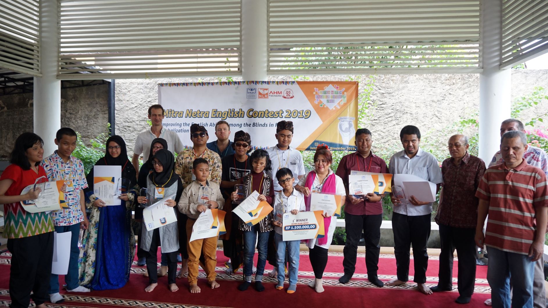 Pemenang Mitra Netra English Contest 2019 